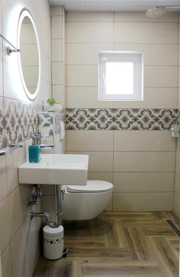 2V1 - Myslym Shyri Appartement Tirana Buitenkant foto