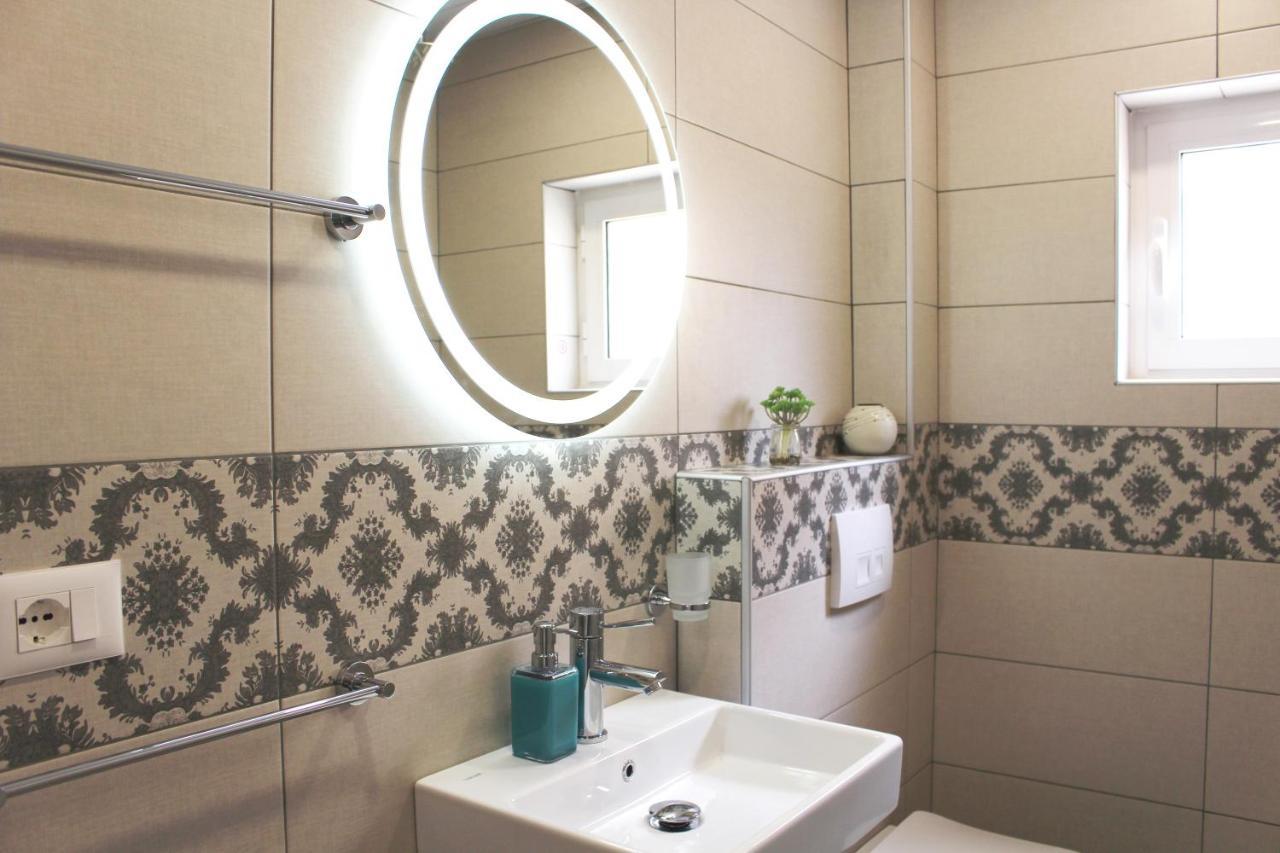2V1 - Myslym Shyri Appartement Tirana Buitenkant foto